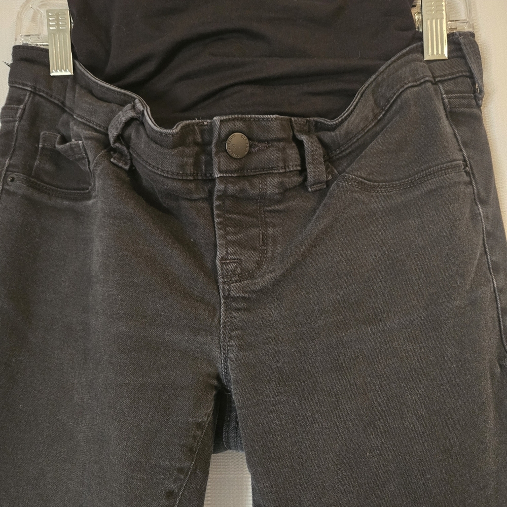 Old Navy Classic Black and Blue Rockstar Maternity Women's Jeans Bundle - Picture 3 of 12